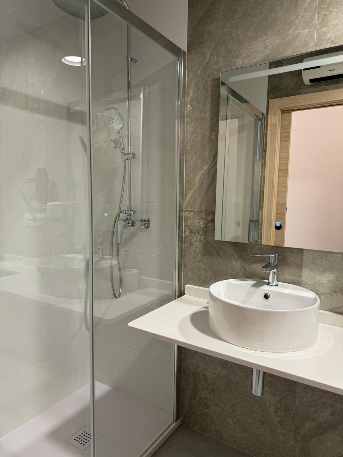 Almar 52 Suites Valencia Exteriör bild