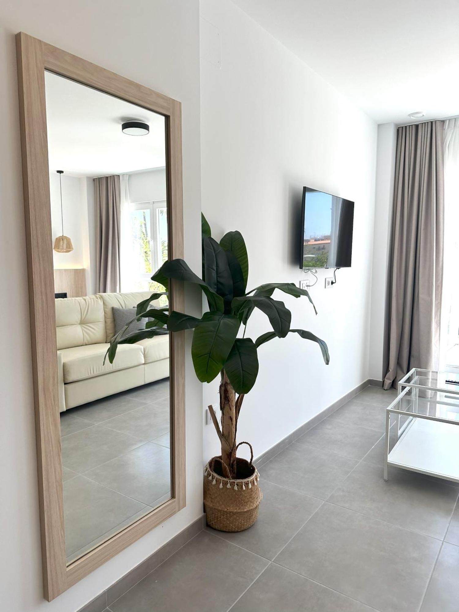 Almar 52 Suites Valencia Exteriör bild