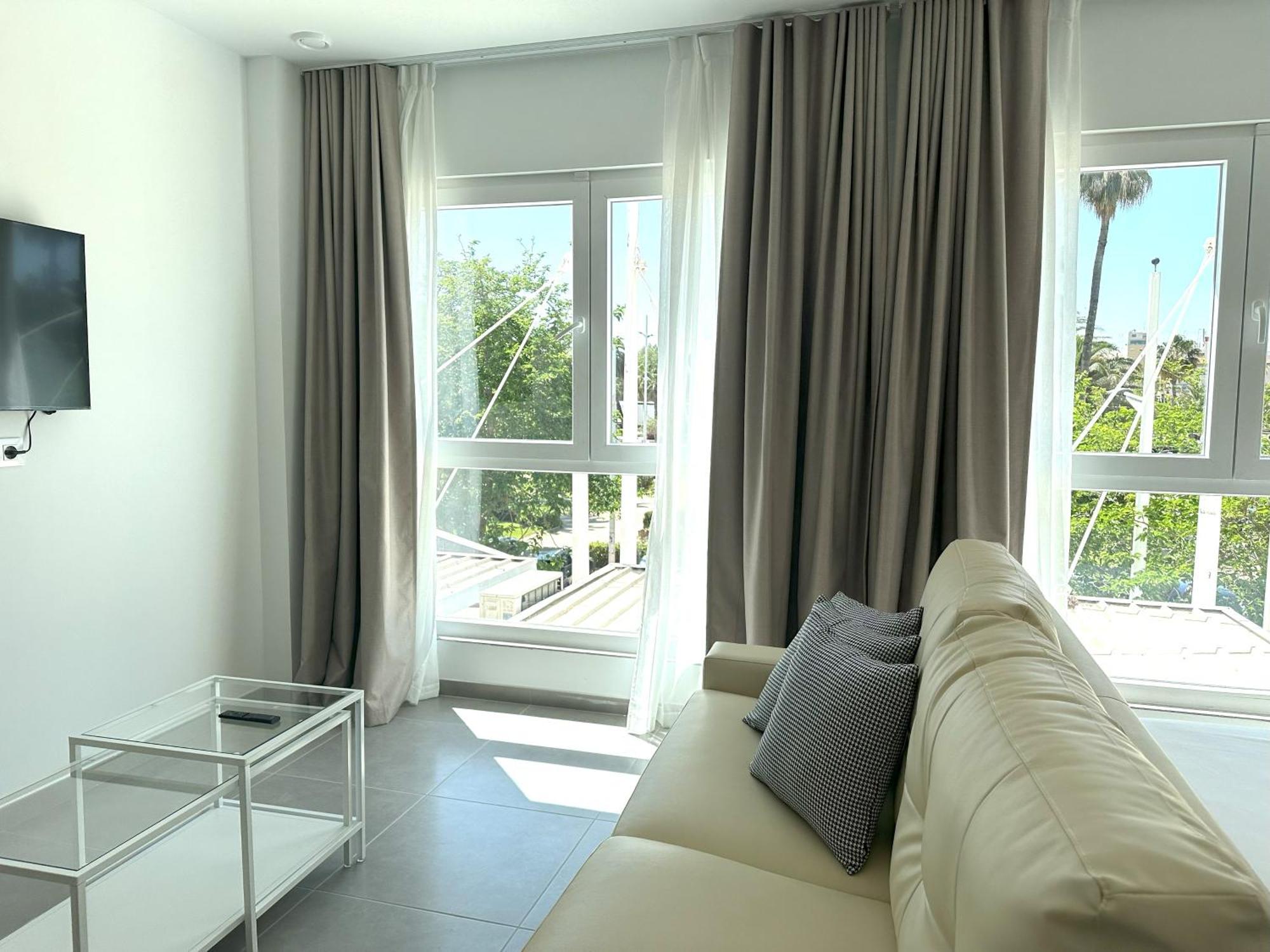 Almar 52 Suites Valencia Exteriör bild