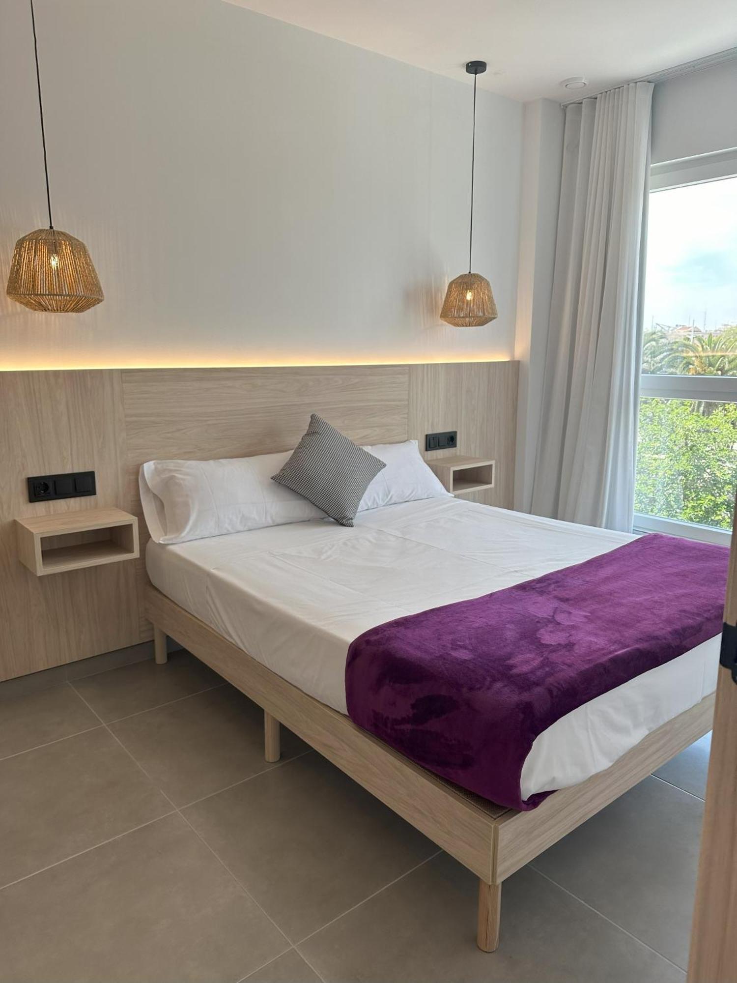 Almar 52 Suites Valencia Exteriör bild